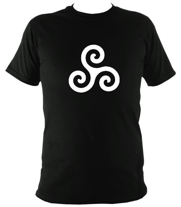 Triskelion Celtic Design T-shirt