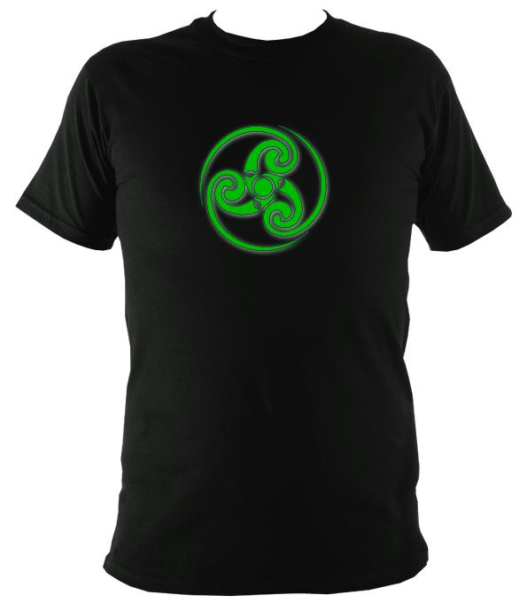 Green Swirly Style Celtic Tribal Spiral T-Shirt