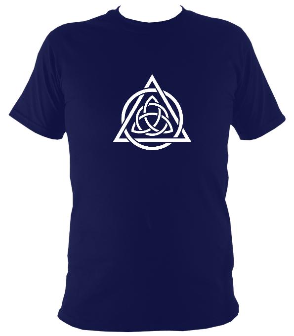 Triqueta Celtic Motif T-shirt - T-shirt - Navy - Mudchutney